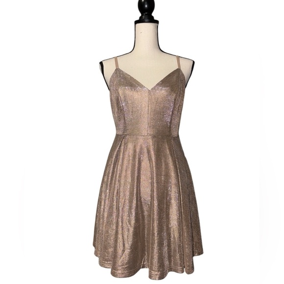 Lulus Keeps Getting Better Metallic Shimmer Gold Skater Dress NWT Sz. Medium - Picture 7 of 14